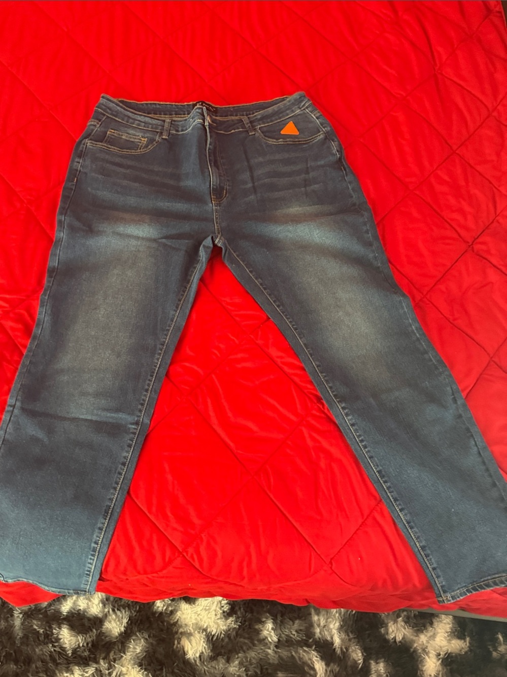 Women's Straight Leg Jeans in Washed Blue denim Sz 3x New